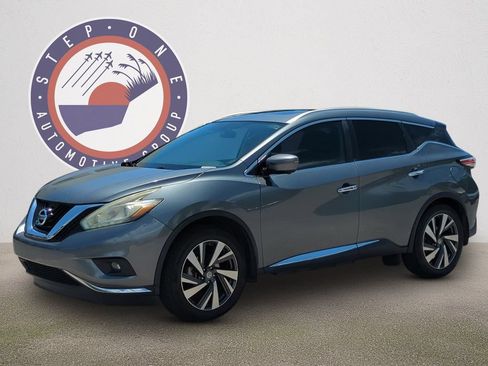 Used 2016 Nissan Murano Platinum w/ Platinum Technology Package FWD image 2
