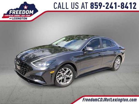 Used 2020 Hyundai Sonata SEL w/ Convenience + Sunroof Package FWD image 1