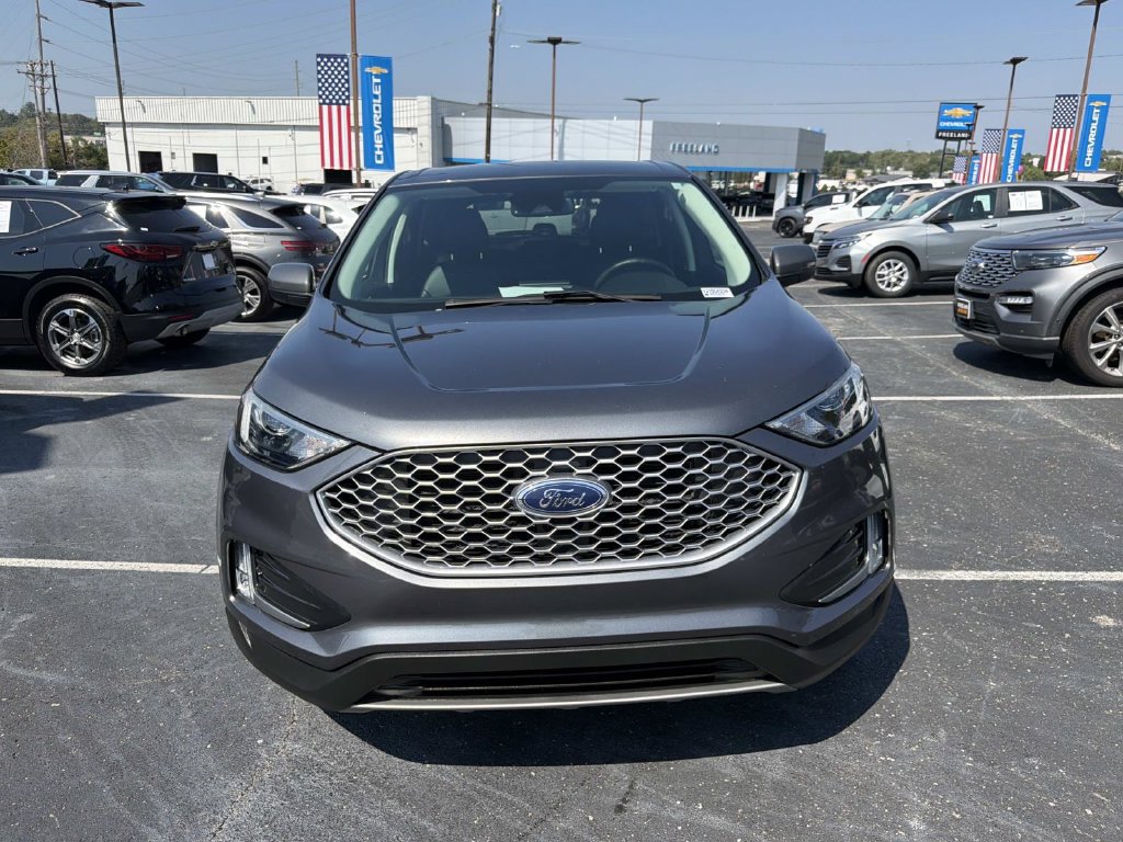 Used 2024 Ford Edge SEL w/ Convenience Package AWD/4WD image 8