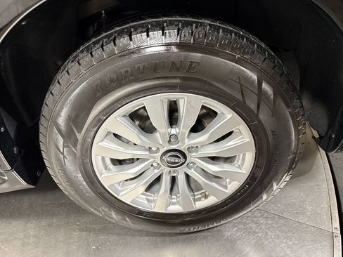 Used 2023 Nissan Armada SV AWD/4WD image 12