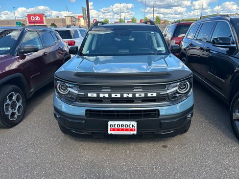Used 2021 Ford Bronco Sport Big Bend w/ Big Bend Package AWD/4WD image 2