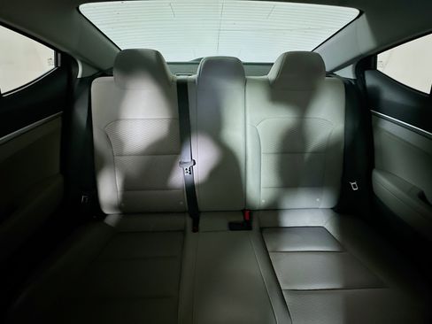 Used 2020 Hyundai Elantra SE w/ Cargo Package (C1) image 29