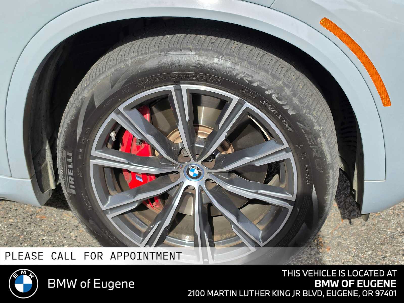 Used 2025 BMW X5 xDrive50e w/ Executive Package AWD/4WD image 9