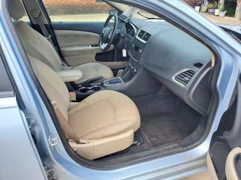 Used 2013 Dodge Avenger SXT w/ Rallye Appearance Group FWD image 5