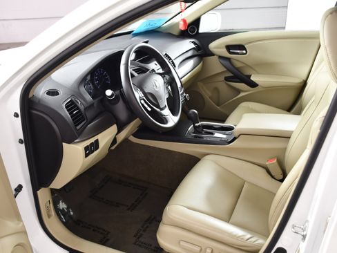 Used 2018 Acura RDX AWD image 2