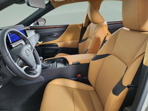 New 2025 Lexus ES 350 w/ Premium Package image 10