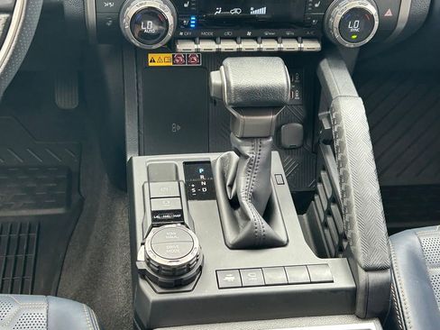 Used 2025 Toyota 4Runner 4WD image 23