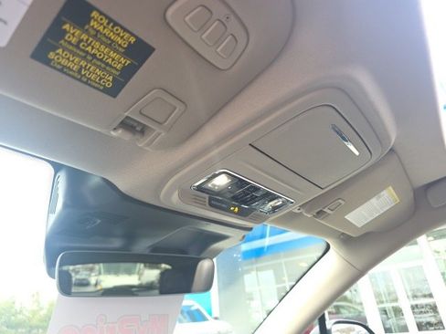 Used 2025 Lincoln Corsair AWD w/ Equipment Group 101A image 22