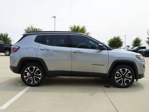 Certified 2024 Jeep Compass Limited AWD/4WD image 8