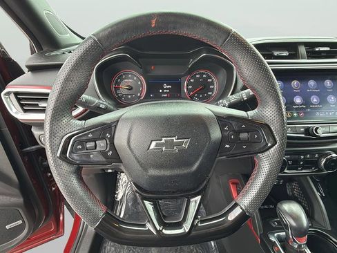 Used 2023 Chevrolet TrailBlazer RS w/ Sun and Liftgate Package image 21
