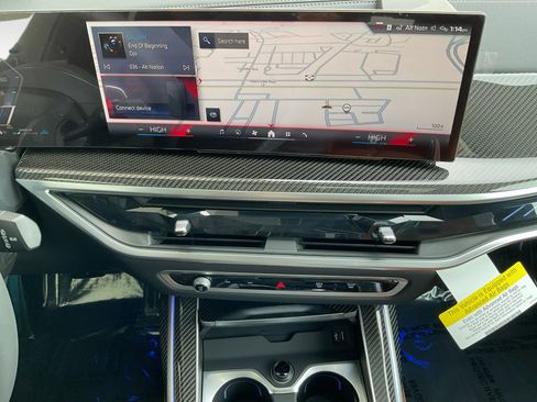 Certified 2025 BMW X7 M60i w/ Executive Package image 17