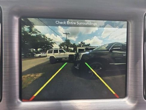 Used 2018 Dodge Challenger R/T Scat Pack RWD image 12