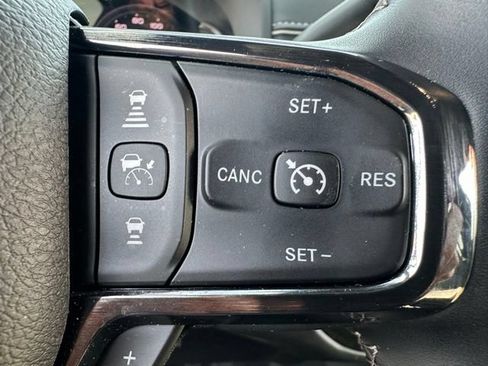 Used 2024 RAM 2500 Limited AWD/4WD image 15