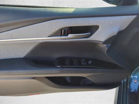 Used 2025 Toyota Camry LE w/ Convenience Package FWD image 9