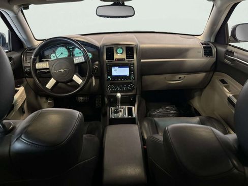 Used 2006 Chrysler 300 SRT8 w/ SRT Option Group II image 30