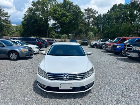 Used 2013 Volkswagen CC Sport FWD image 2