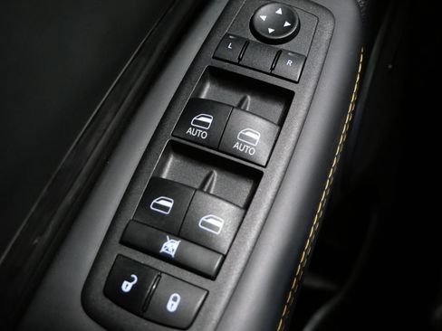 Used 2023 Dodge Durango R/T w/ Hemi Orange Plus Package AWD/4WD image 14