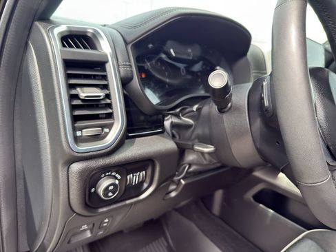Used 2025 RAM 1500 Laramie AWD/4WD image 14