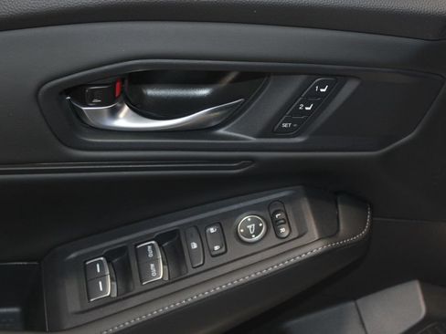 Used 2025 Honda Accord Sport image 6