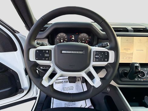 New 2026 Land Rover Defender 110 X-Dynamic SE AWD/4WD image 38