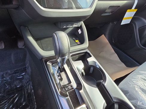 New 2026 Subaru Forester Premium AWD/4WD image 18