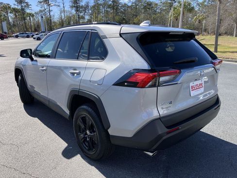 Certified 2024 Toyota RAV4 XLE image 3