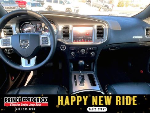 Used 2013 Dodge Charger R/T image 12