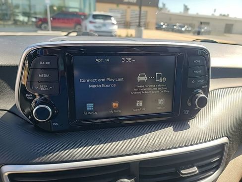 Used 2021 Hyundai Tucson SE w/ Cargo Package image 18