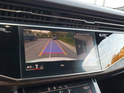 Used 2021 Audi Q7 2.0T Premium Plus w/ Executive Package image 21