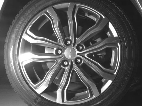 Certified 2019 GMC Terrain Denali w/ Advanced Safety Package AWD/4WD image 14