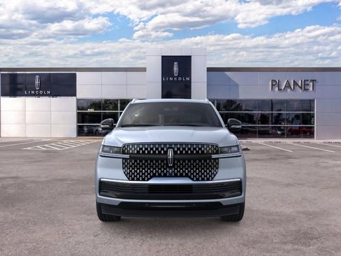 New 2026 Lincoln Navigator Reserve AWD/4WD image 6