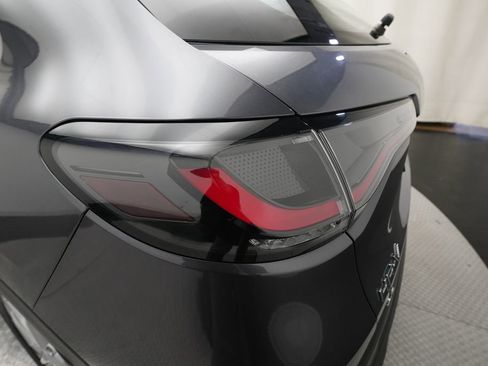 Used 2023 Honda HR-V LX image 28