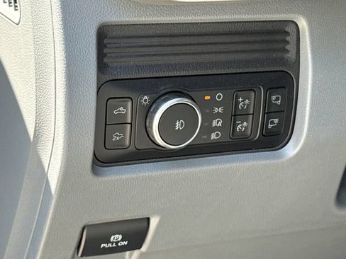 Certified 2026 Ford F250 XLT w/ XLT Premium Package AWD/4WD image 23