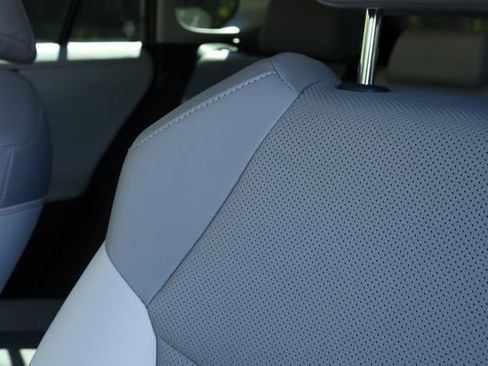 Used 2025 Toyota RAV4 Limited w/ Advanced Technology Package image 25