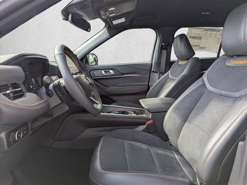 New 2026 Ford Explorer Tremor w/ Tremor Convenience Package image 4