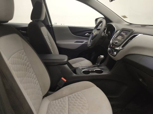 Used 2021 Chevrolet Equinox LS FWD image 21