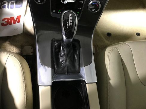 Used 2015 Volvo S60 T5 Premier image 30