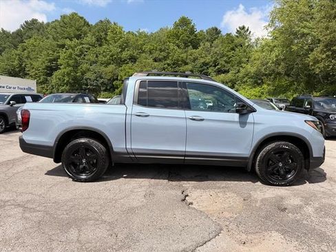 Used 2022 Honda Ridgeline Black Edition image 3