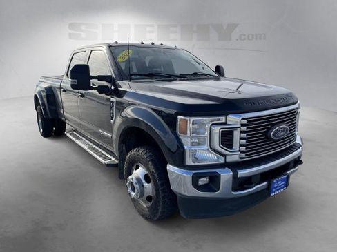 Certified 2022 Ford F350 Lariat w/ Lariat Ultimate Package image 2