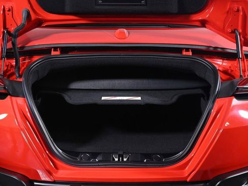 Used 2026 Ferrari Roma Spider RWD image 30