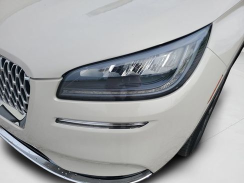 Used 2022 Lincoln Corsair Reserve w/ Elements Package FWD image 24