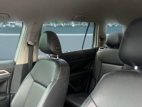 Used 2019 Volkswagen Atlas SE FWD image 13