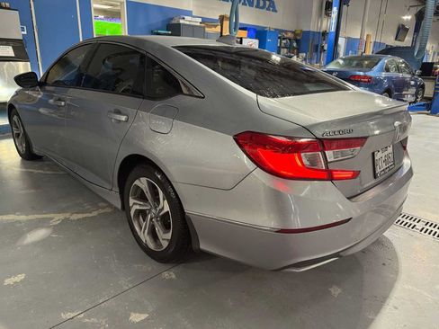 Used 2020 Honda Accord EX image 4