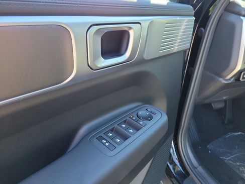 New 2026 Hyundai Santa Fe SE AWD/4WD image 18