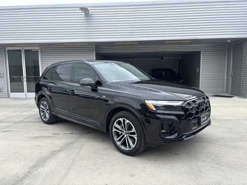 New 2026 Audi Q7 3.0T Premium AWD/4WD image 3