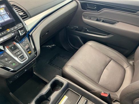 Used 2018 Honda Odyssey Elite image 22