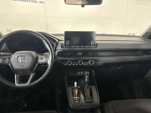Used 2025 Honda CR-V Sport image 25