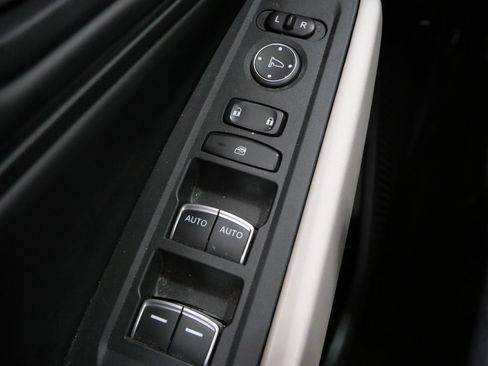 Used 2023 Honda Accord EX image 14