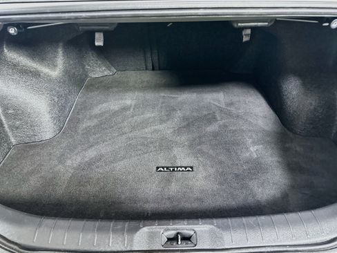 Used 2024 Nissan Altima 2.5 SR FWD image 26