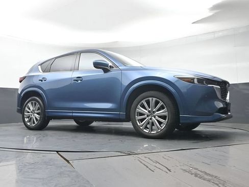 Certified 2023 MAZDA CX-5 Signature AWD/4WD image 38